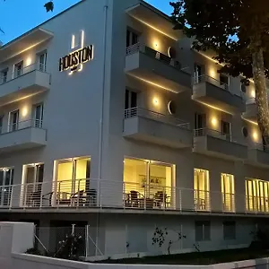 https://hotel-houston.riccione-hotels.org
